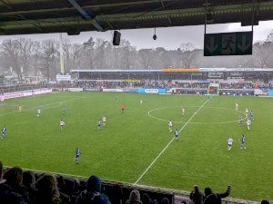 Mädchenmannschaft zu Gast beim SV Meppen Frauen
