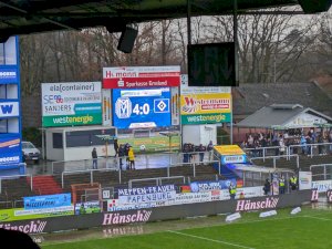 Mädchenmannschaft zu Gast beim SV Meppen Frauen