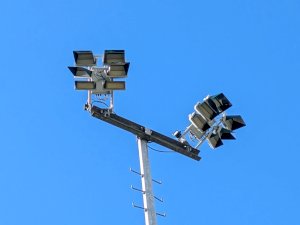 Umrüstung der Flutlichtanlage fertiggestellt