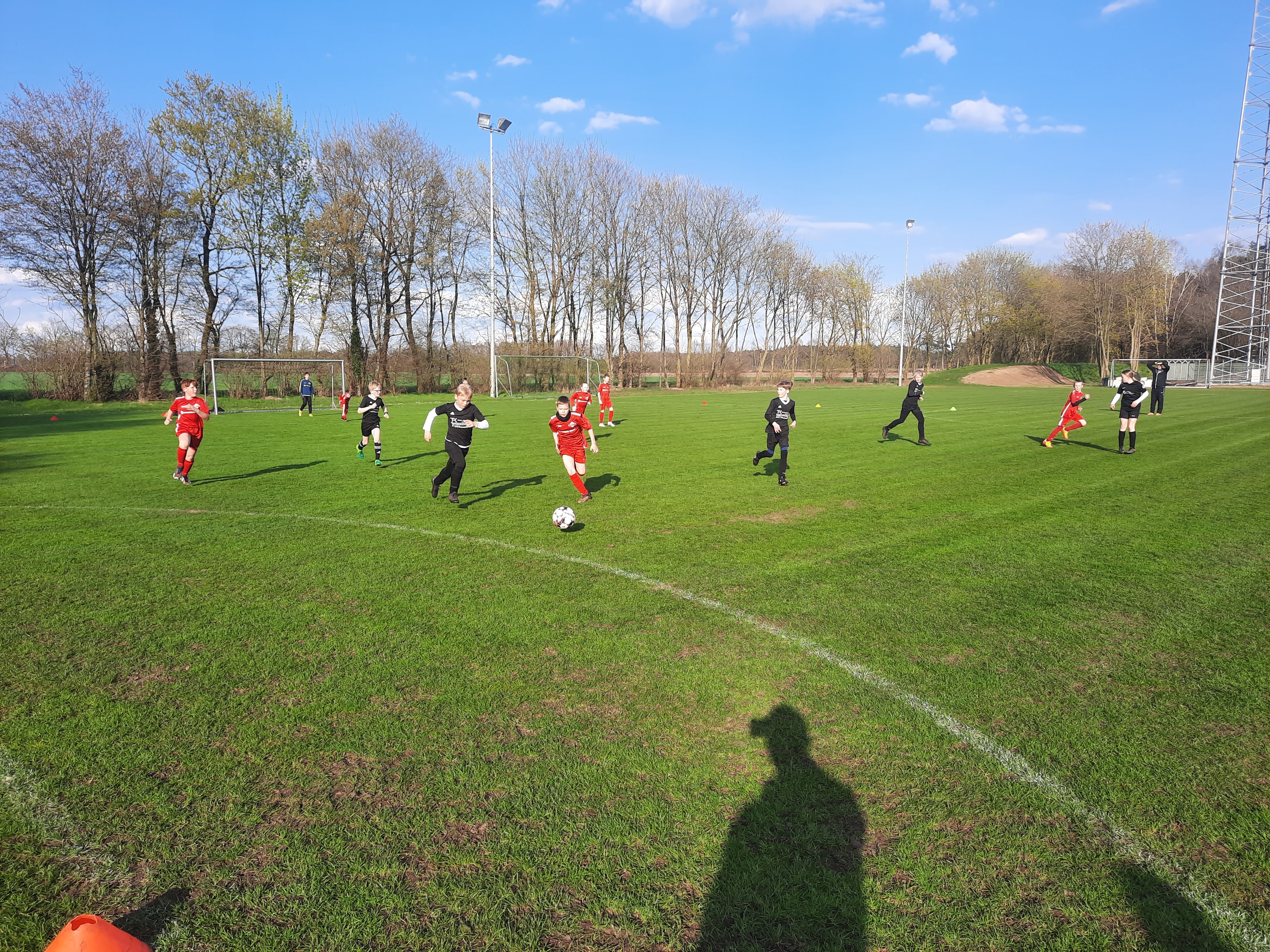 E1-Jugend und VFL Emslage trennen sich 3:3 Unentschieden